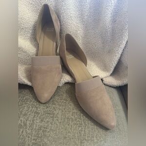 Eileen Fisher Women's Beige Suede heels